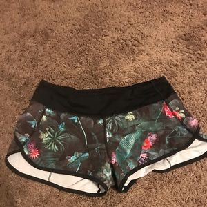 Lululemon speedy running shorts